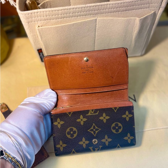 Louis Vuitton Speedy 30 and Zippy Wallet - Picture 13 of 14